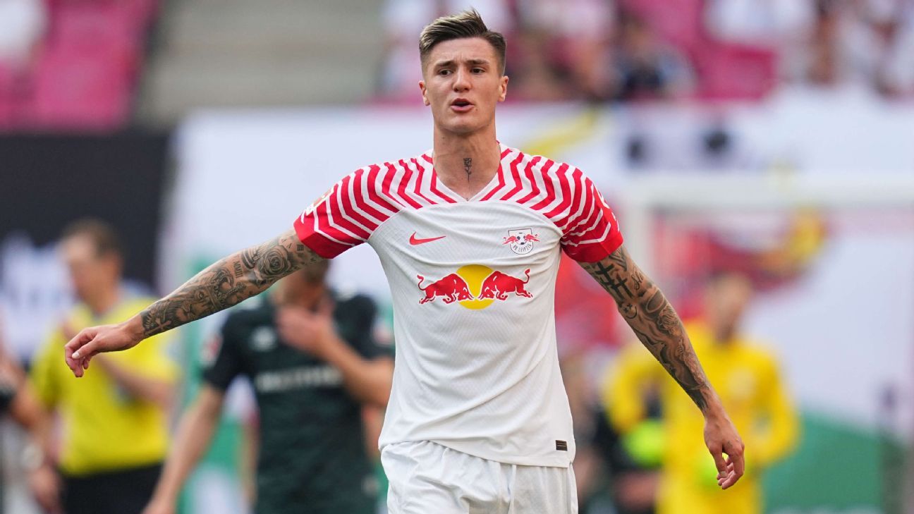 Φήμες μεταφοράς, Νέα: Η Άρσεναλ μπλουζάκι στις απαιτήσεις των μισθών του Σέσκου