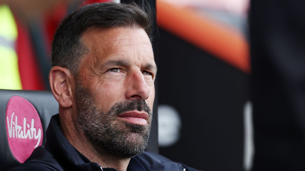 Leicester μέρος με το αφεντικό van nistelrooy