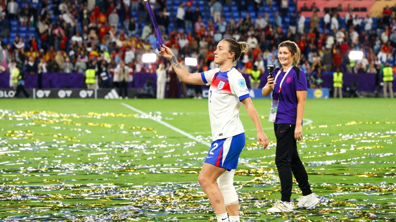 Ο χάλκινο λέει ότι έπαιξε ευρώ με σπασμένη κνήμη