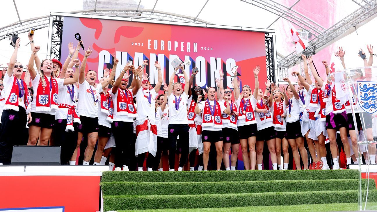 «Η ιστορία δεν έχει γίνει ακόμα»: η Αγγλία γιορτάζει το Euro 2025 με την παρέλαση του Λονδίνου