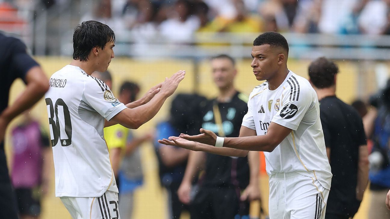 Το-ντεμπούτο-του-Παγκοσμίου-Κυπέλλου-του-mbappe’s-club-ήταν-άσχημα-απαραίτητο-για-την-Ρεάλ-Μαδρίτης,-τη-fifa-και-τον-ίδιο-τον-παίκτη