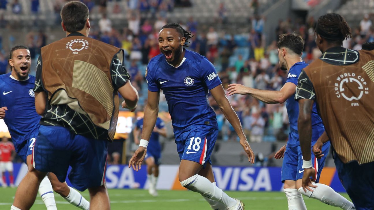 Φήμες μεταφοράς, νέα: Οι Spurs μετατρέπονται στο Nkunku μετά το Eze Snub