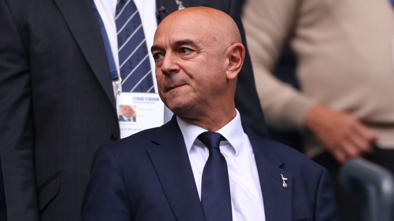 Ο πρόεδρος του Spurs Levy Exits Club μετά από 25 χρόνια