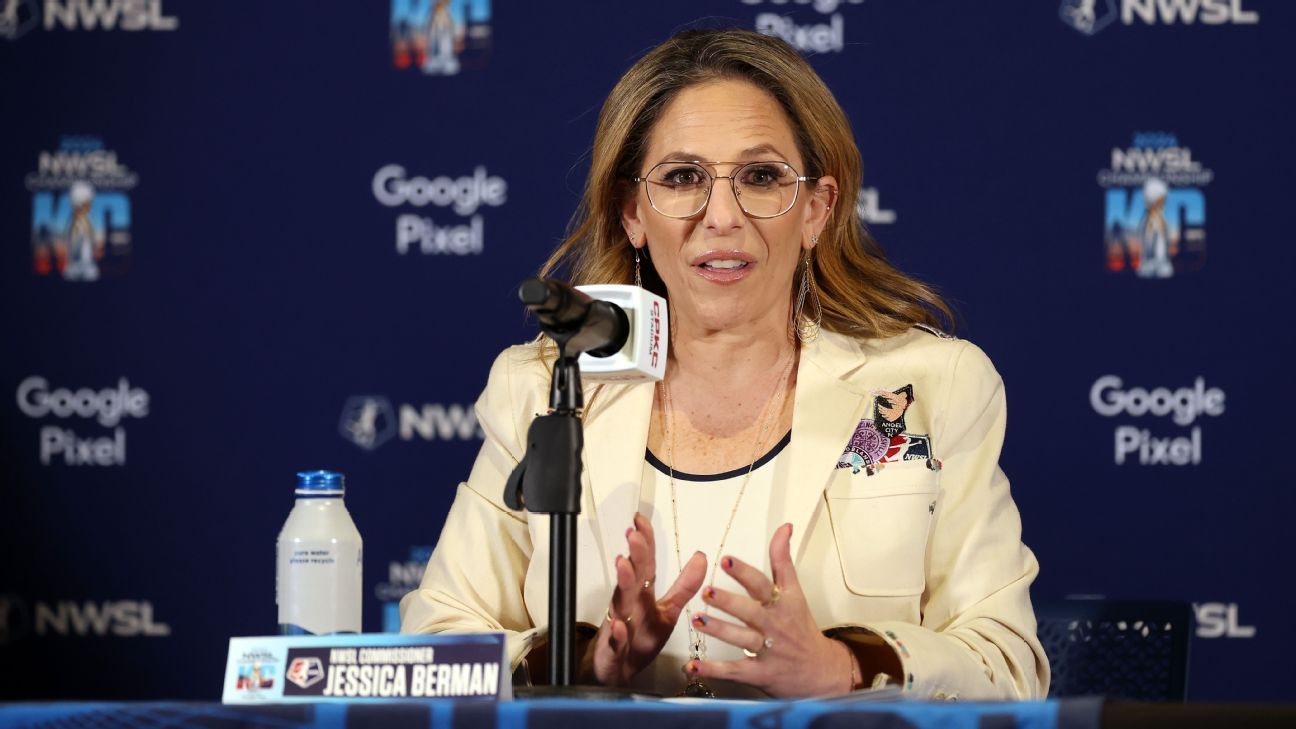 Το NWSL commish σε νέα σύμβαση: «Προτίθεται» να μείνει