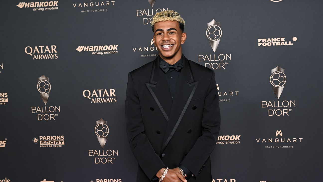 Το All-Black Suit Tops του Lamine Yamal φαίνεται από το 2025 Ballon D’OR