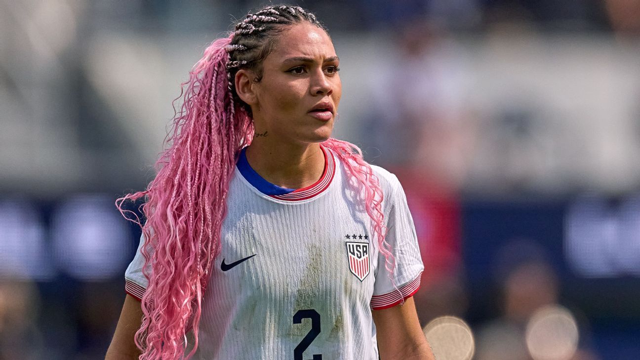 Ο-hayes-‘super-rettle’-από-την-επιστροφή-του-rodman-uswnt