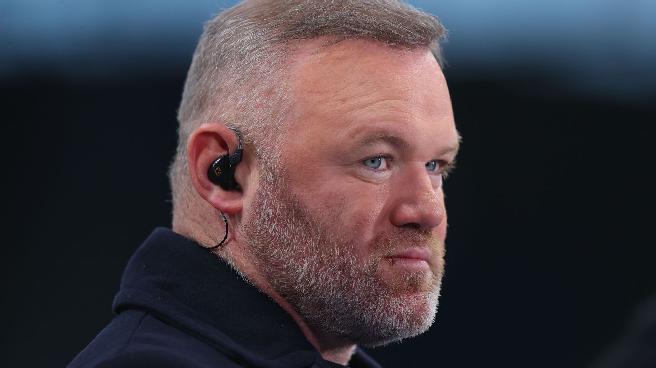 Ο Ρούνεϊ «κολλάει» στην «τεμπέλη» κριτική του Βαν Ντάικ