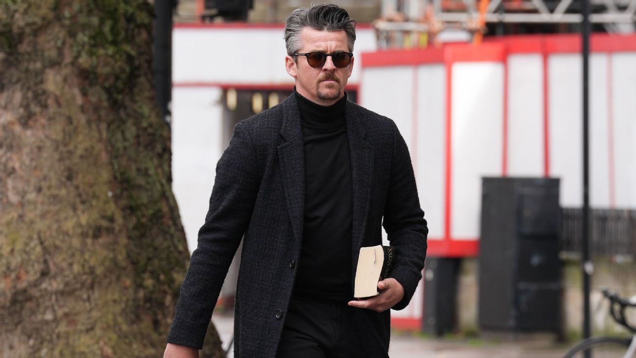 Ο Μπάρτον καταδικάστηκε για χονδροειδώς προσβλητικές αναρτήσεις Χ