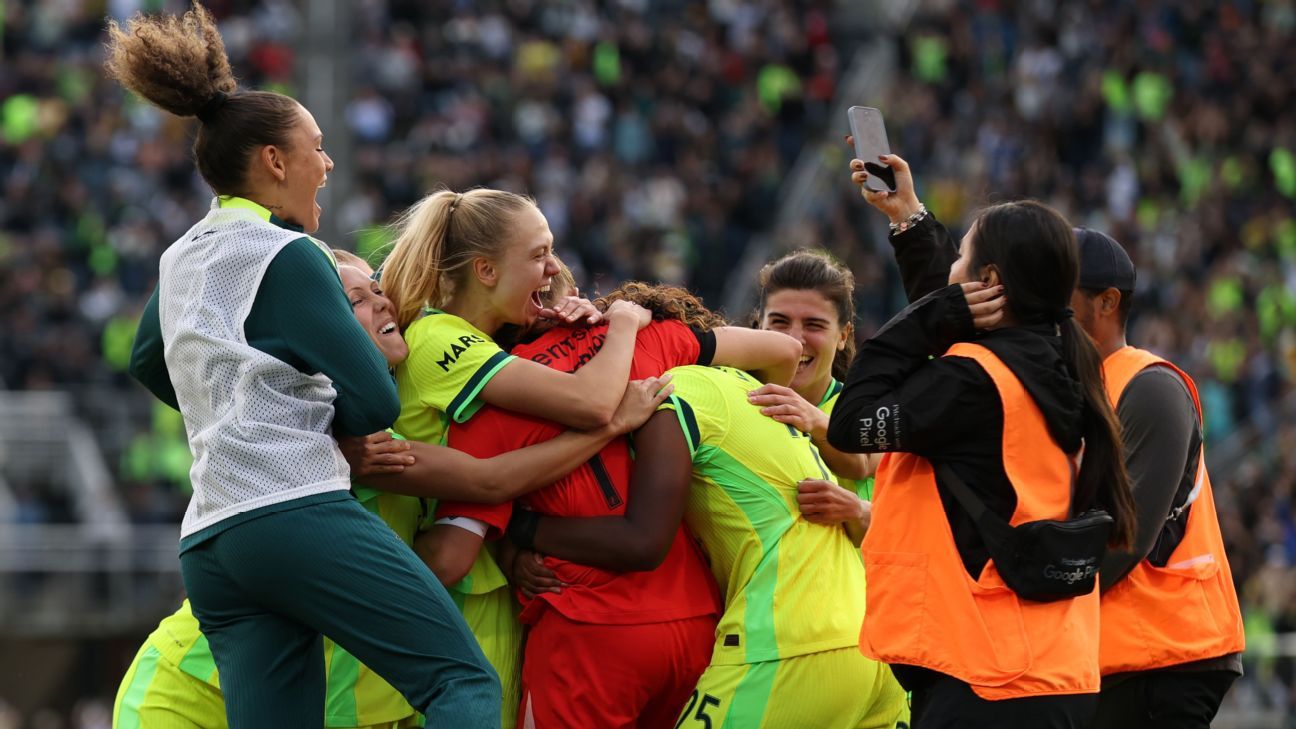 Το Spirit επιβιώνει καθώς ο σταρ Ρόντμαν οδηγεί από τον πάγκο