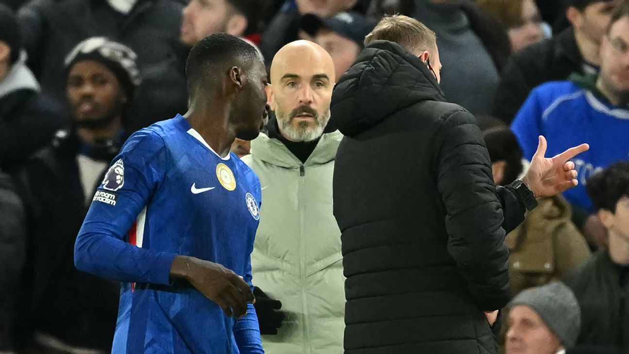 Ο-Μαρέσκα-αμφισβητεί-ασυνεπείς-διαιτητές-στο-κόκκινο-της-Τσέλσι