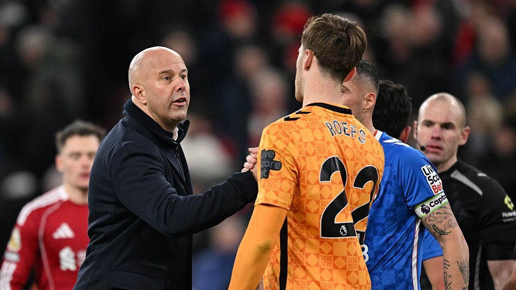 Κουλοχέρη: Οι ομάδες περιμένουν να ‘πάρουν αποτέλεσμα’ από τη Λίβερπουλ