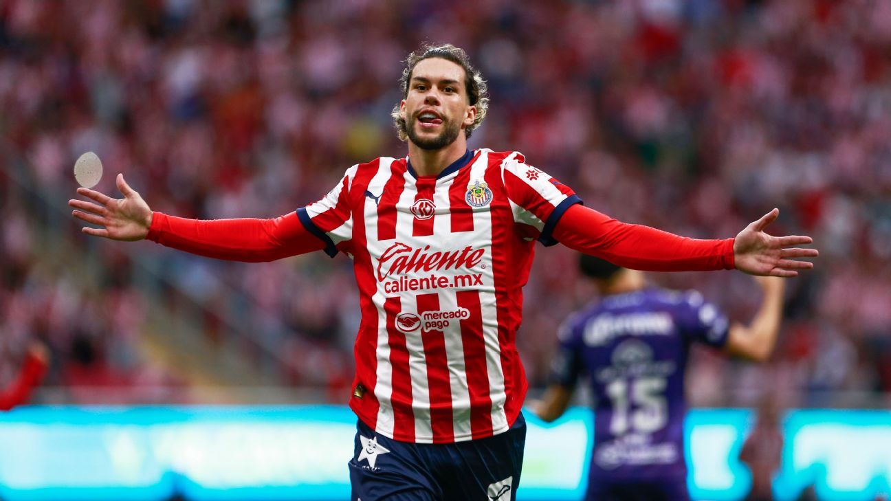 Οι NY Red Bulls υπέγραψαν τον Cowell του Chivas ως δανεικό για 1 χρόνο