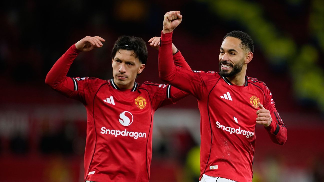 Η αυτοσχέδια Μάντσεστερ Γιουνάιτεντ σκραπ για τη νίκη επί της Νιούκαστλ, προσφέροντας ελπίδα για δύσκολες εξελίξεις