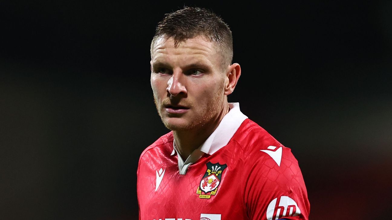 Ο ήρωας του Ρέξαμ, Πολ Μάλιν, επιστρέφει στο κλαμπ