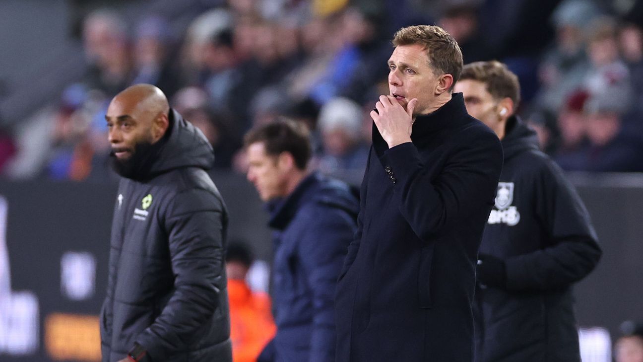 Το προσωρινό αφεντικό Φλέτσερ σε σκοτάδι για τα σχέδια της Man Utd