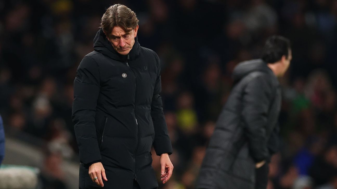 Το ρολόι χτυπάει για τον Φρανκ στους Σπερς, με λιγοστές αποδείξεις ότι του αξίζει παράταση