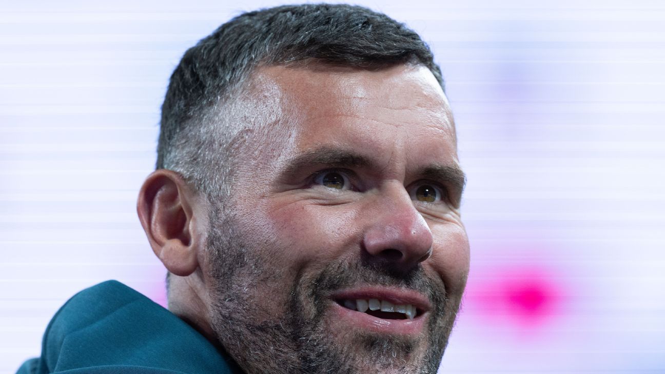 Φόστερ: Το ταξίδι του Ρέξαμ «γελοίο»