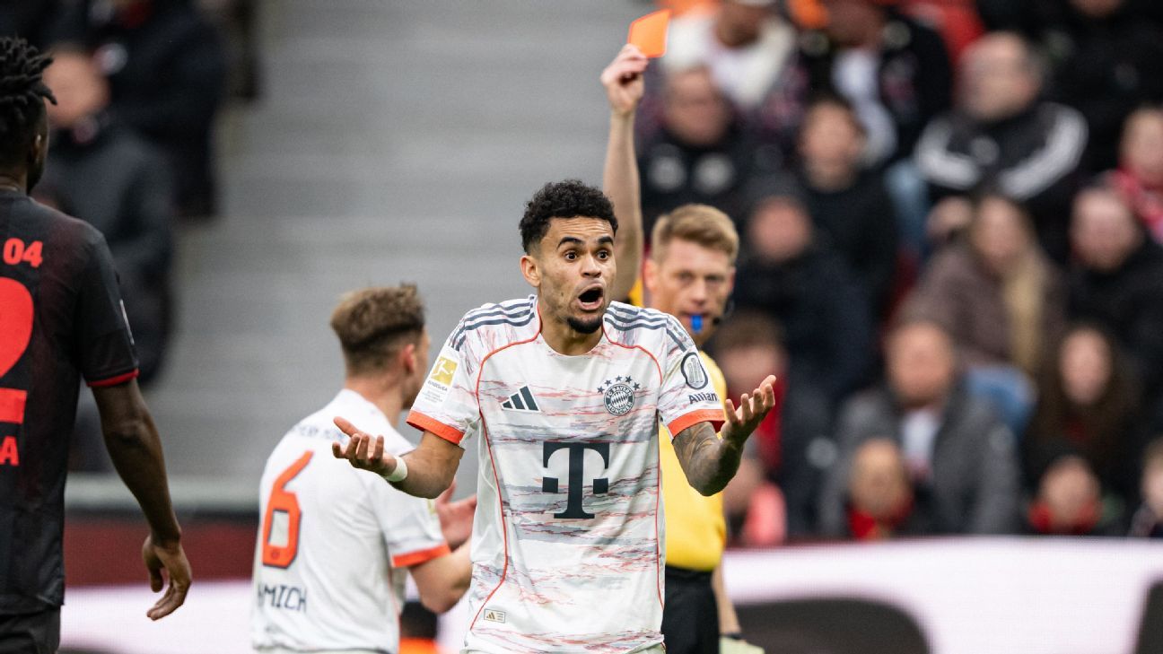 Ο διαιτητής παραδέχεται το λάθος καθώς η Μπάγερν έριξε κόκκινη κάρτα στον Ντίαθ