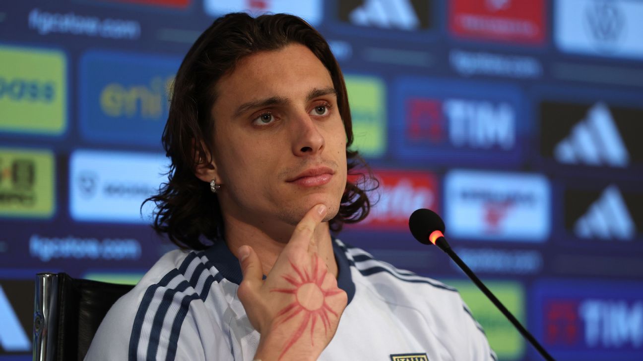 Ο Γκατούζο αποκαλεί «περισσότερο από τη μητέρα μου», λέει ο Καλαφιόρι